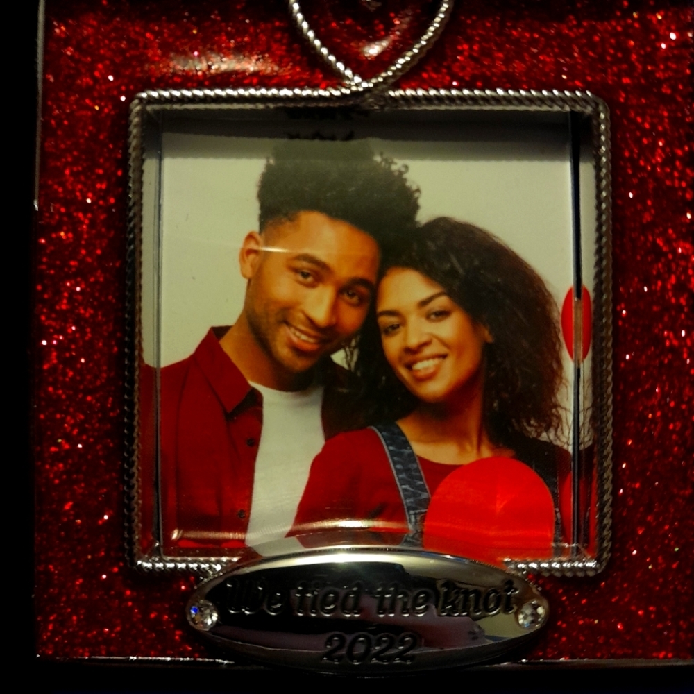 Regent Square Picture Ornament "We Tied The Knot 2022"